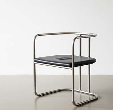 Kursi Desainer dari Pipa Stainless Steel